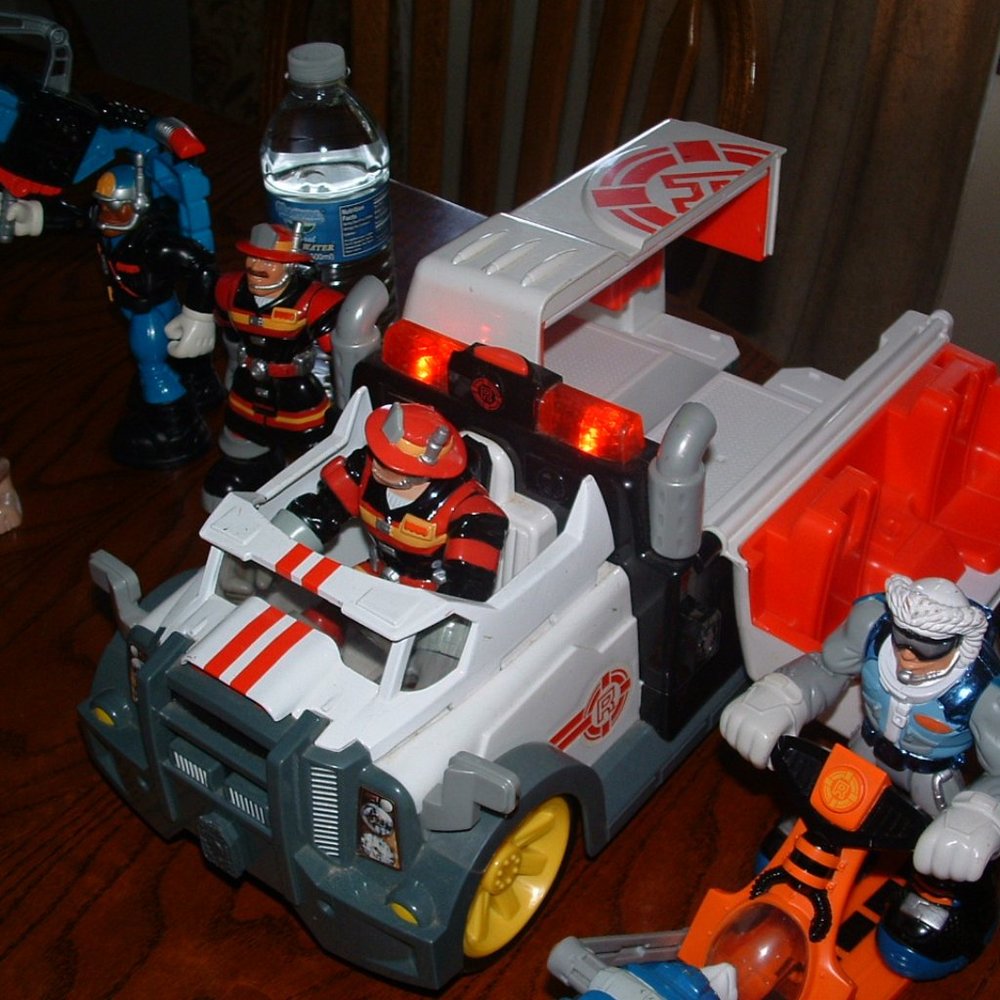 Rescue Heroes Bundle: Action & Animal Figurines, Accessories & Response Vehicles